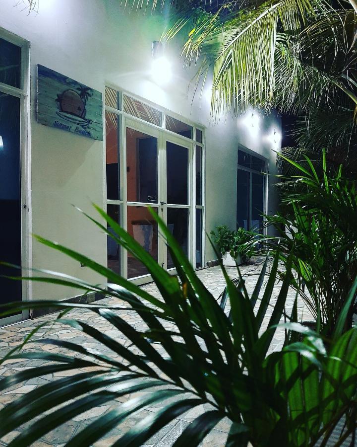 Hotel Sunset Beach Cartagena Eksteriør billede